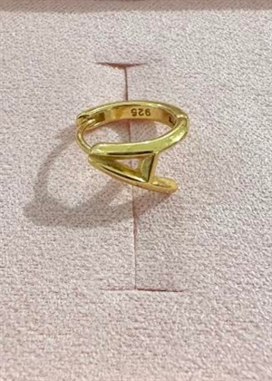 Spelling huggie A Forgyldt Pico 